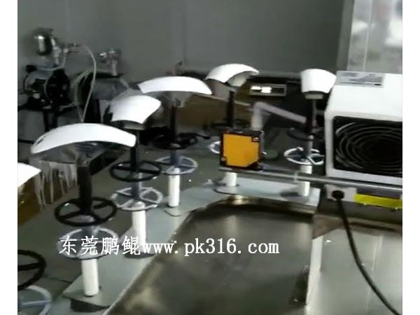 鼠標外殼噴漆流水線