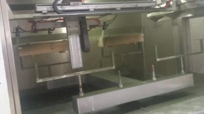 防爆木箱六軸聯(lián)動噴涂設備