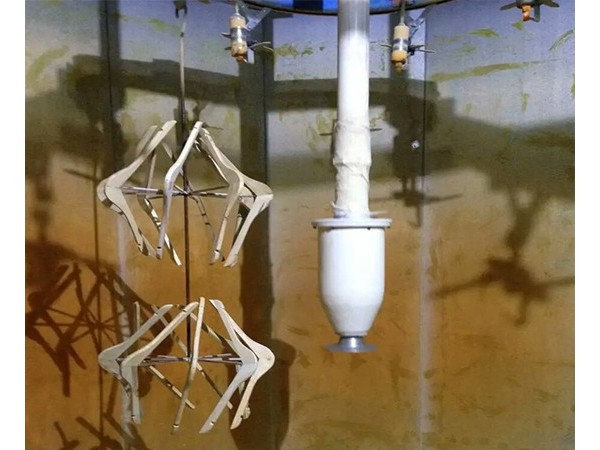 東莞哪里有小型木衣架噴漆機(jī)？