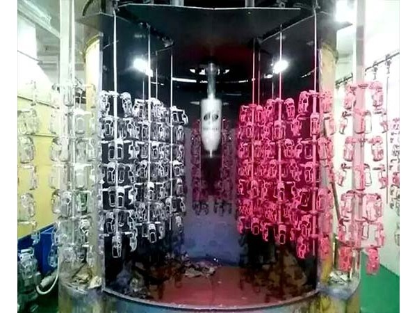 東莞哪家自動噴油設(shè)備廠家更專業(yè)能做到產(chǎn)品無色差？