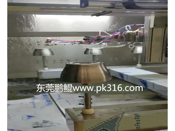不銹鋼水壺自動噴涂機(jī).