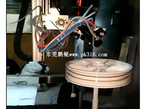 全自動的油漆自動噴涂生產(chǎn)線