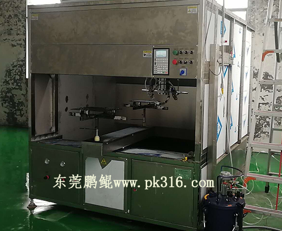 五軸全自動噴漆機2