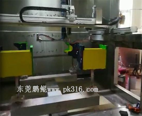 木箱自動噴漆機