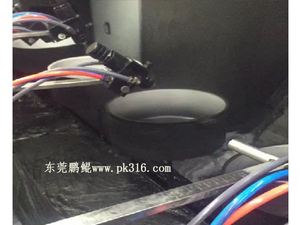 不粘鍋?zhàn)詣訃娡烤€