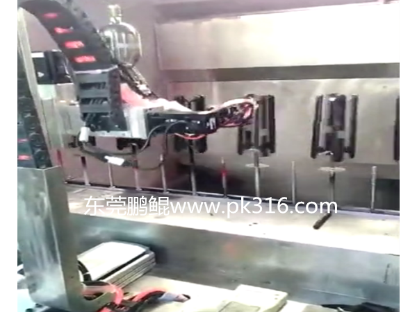 自動噴漆機