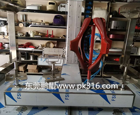 塑膠件自動噴涂設備.